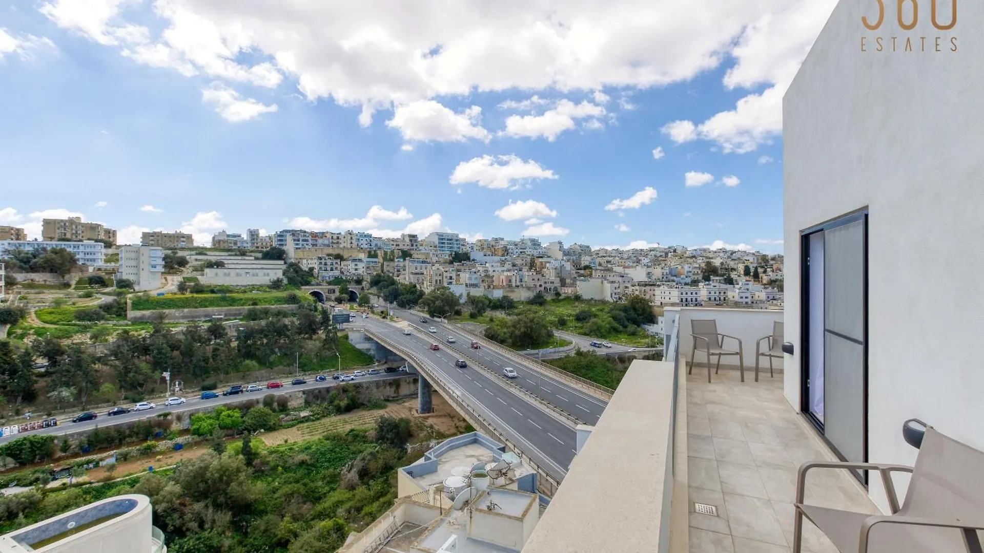 Cosy Penthouse With Terrace & Views In St Julians By 360 Estates Apartment Saint Julian's