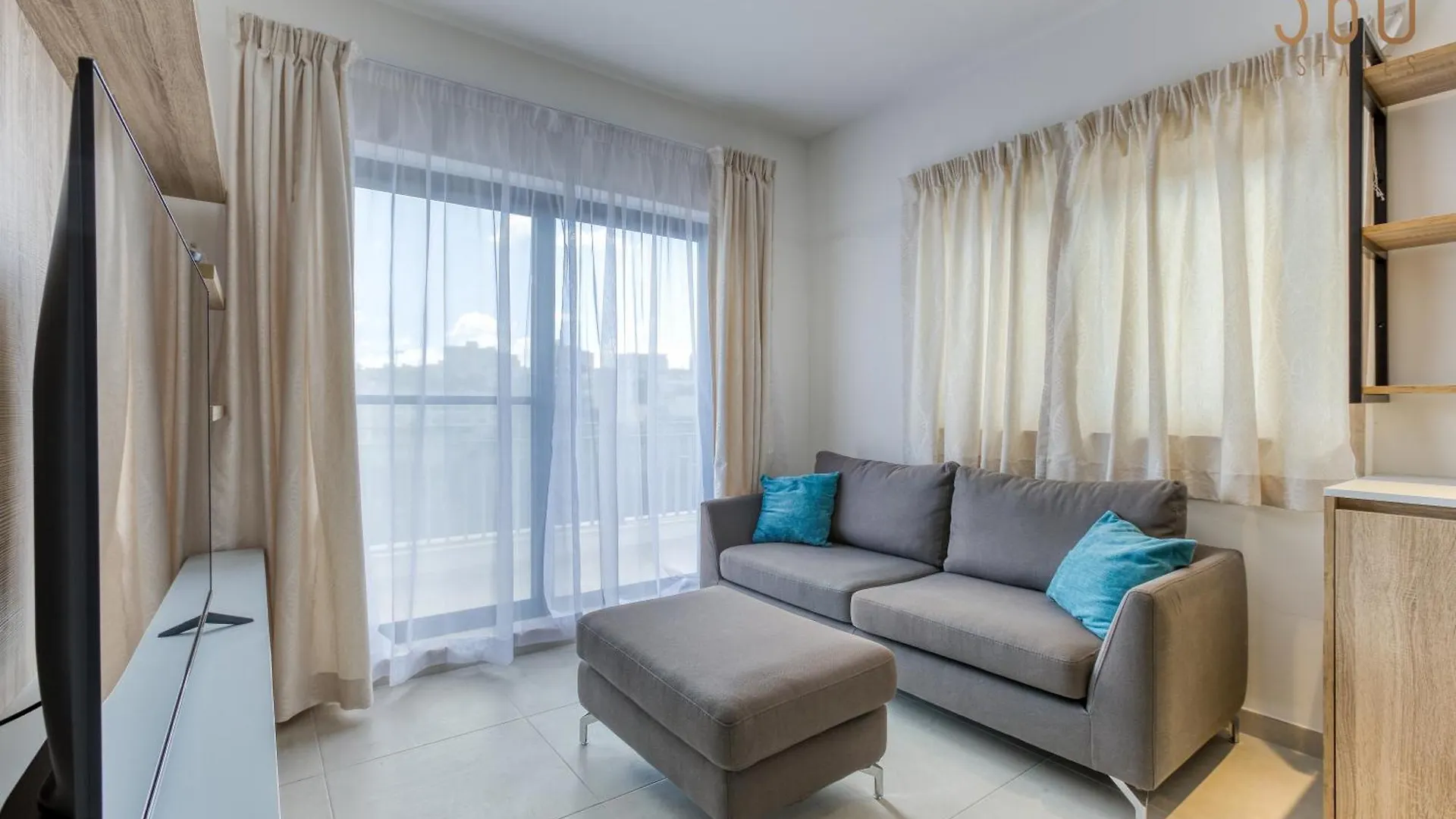 Cosy Penthouse With Terrace & Views In St Julians By 360 Estates Apartment Saint Julian's